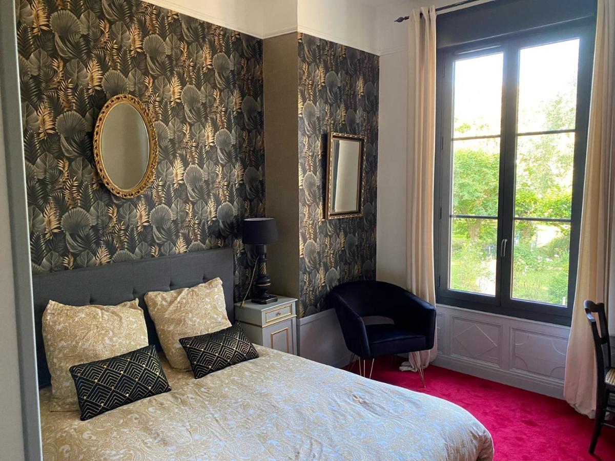 Le Castel De Brehemont Bed & Breakfast Exterior photo